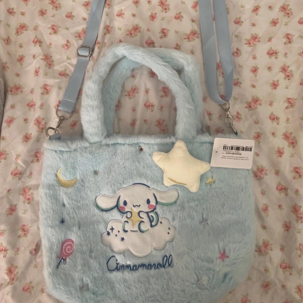 Y2k blue cinnamon roll bag